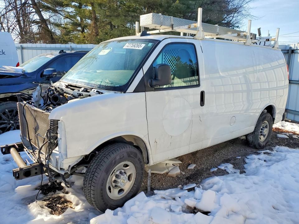 2023 Chevrolet Express G2500 Utility / Service van