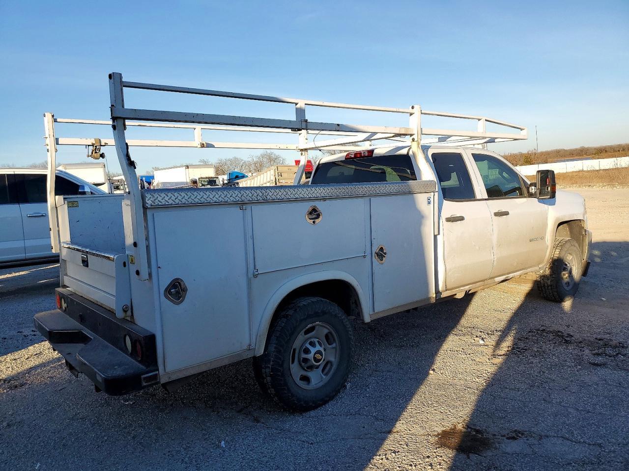 2015 Chevrolet Silverado C2500 Heavy Duty