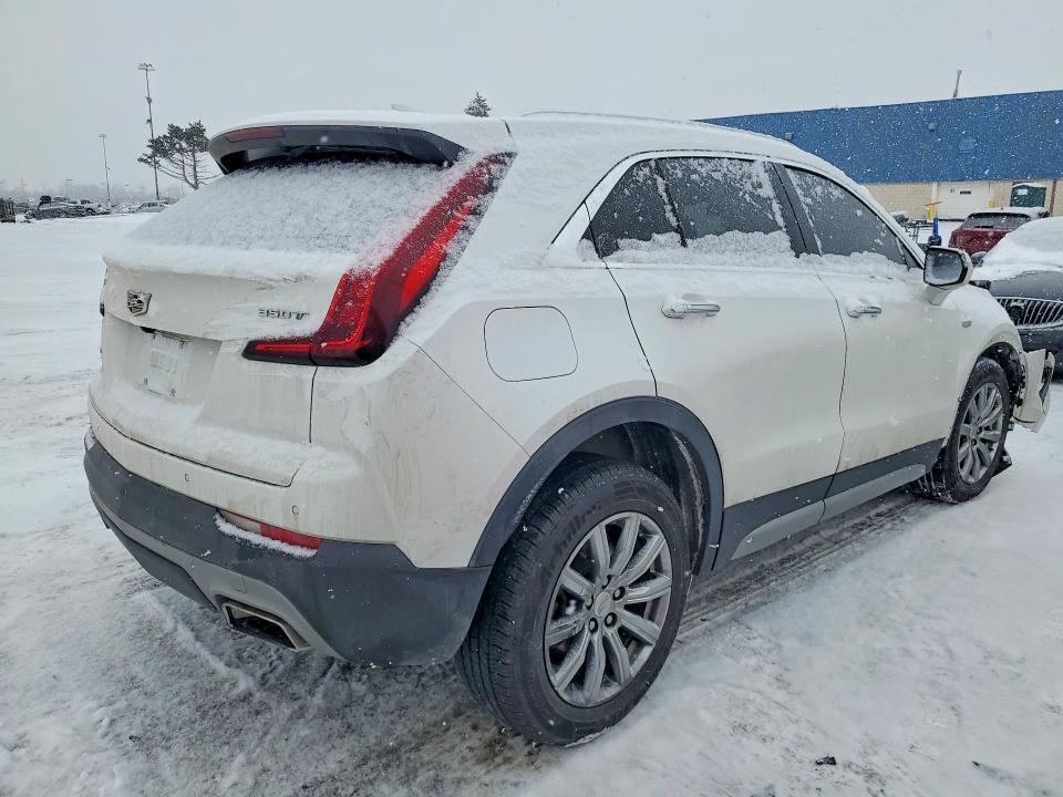 2021 Cadillac XT4 Premium Luxury