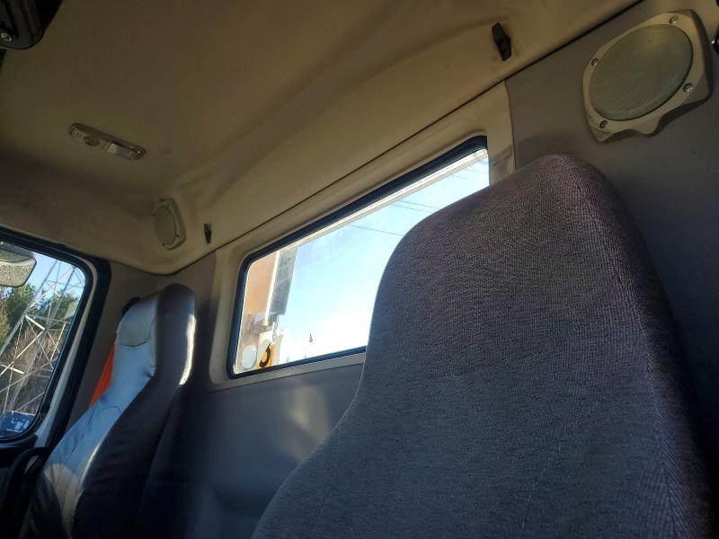 2018 Volvo VNL Semi Truck