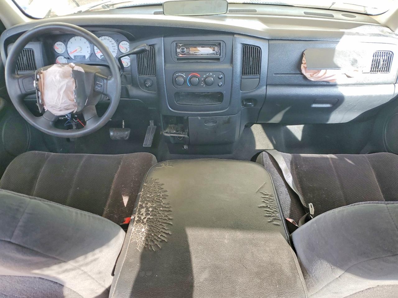 2005 Dodge Ram 1500 st
