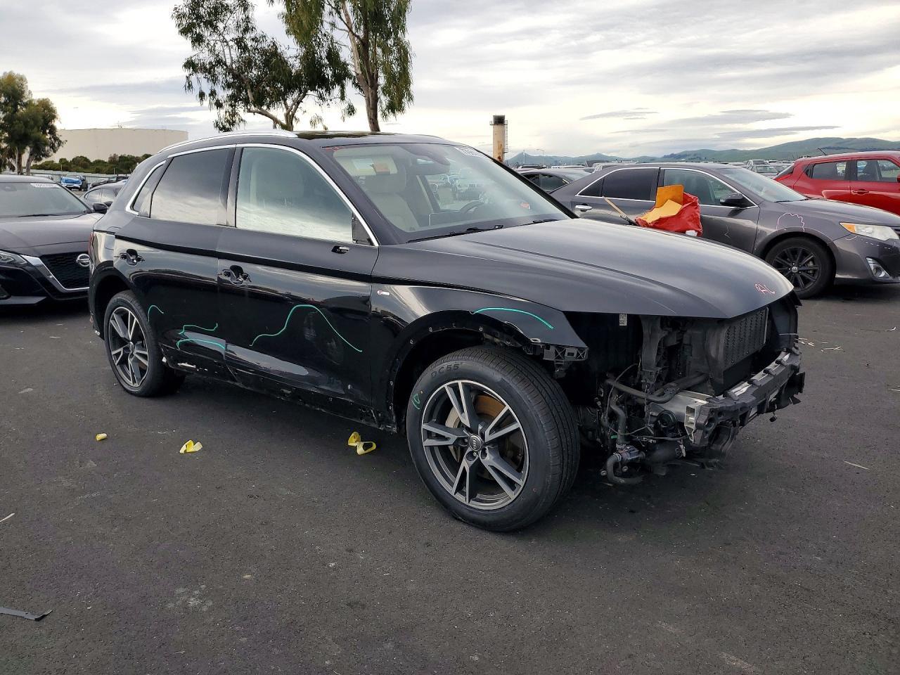 2020 Audi Q5 e Premium Plus