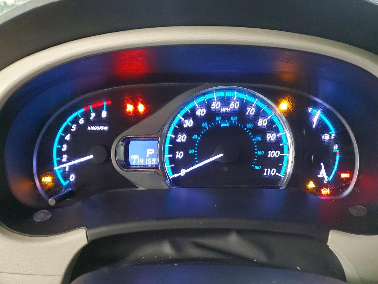 2012 Toyota Sienna xle