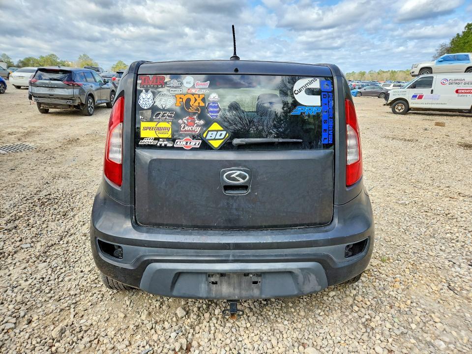 2012 KIA Soul +