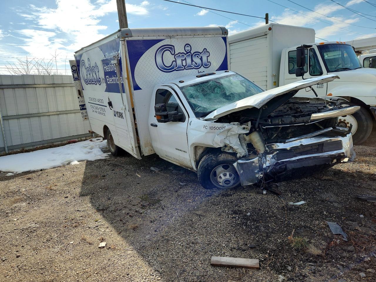 2018 Chevrolet Silverado BOX Truck