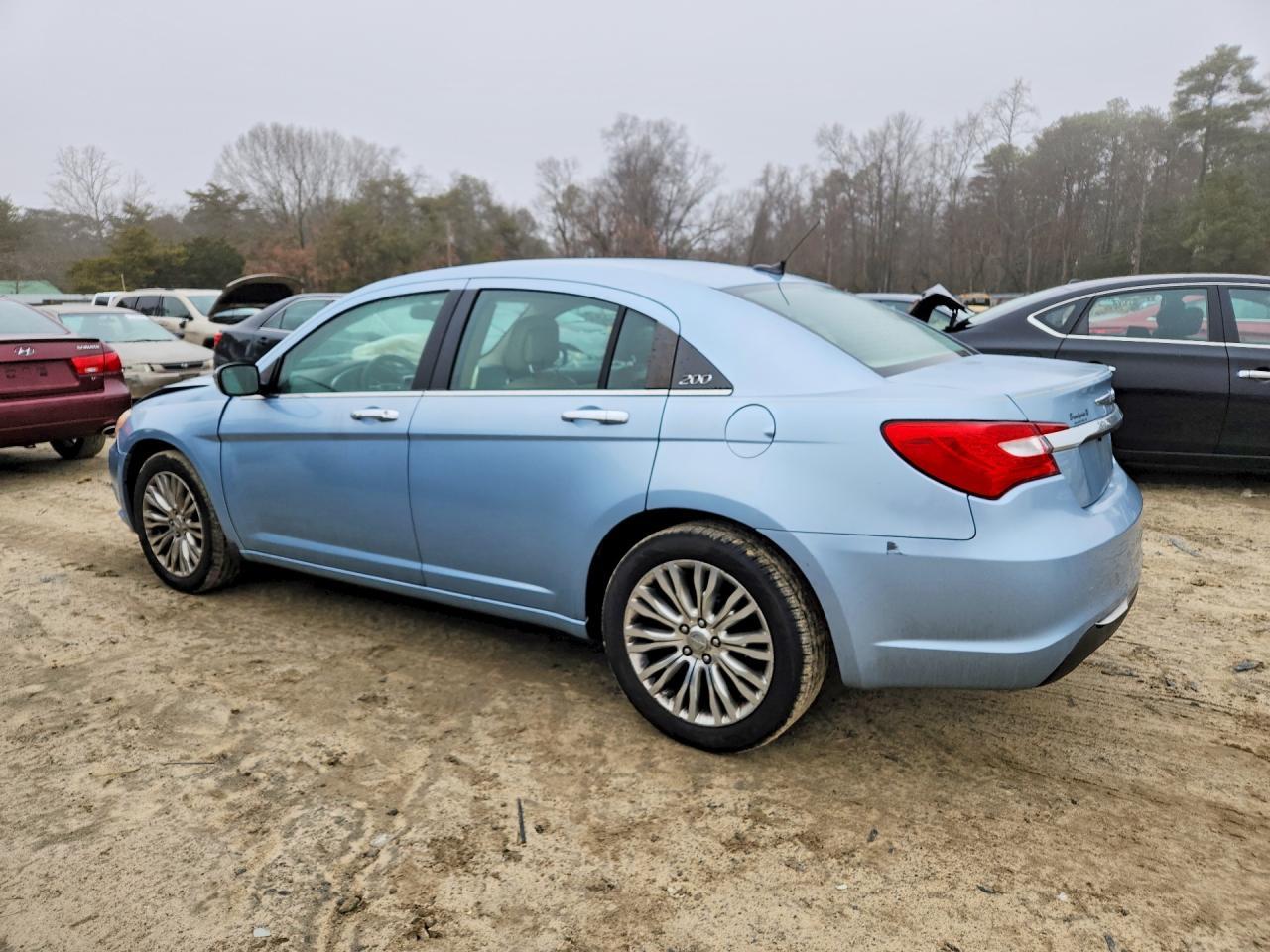 2012 Chrysler 200 Limited