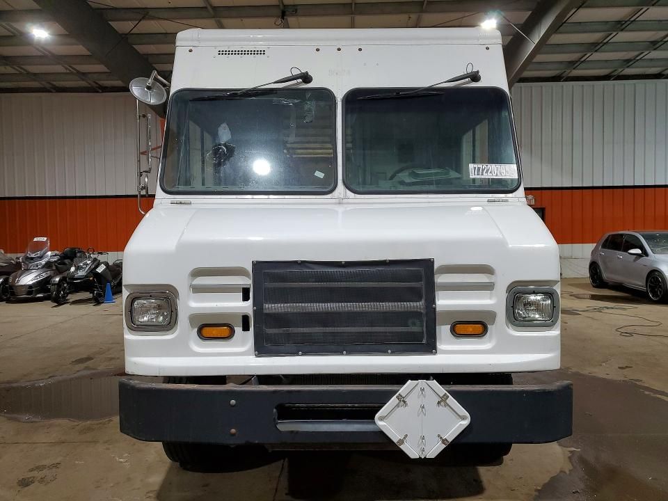 2012 Freigliner Chassis M Line WALK-IN Van
