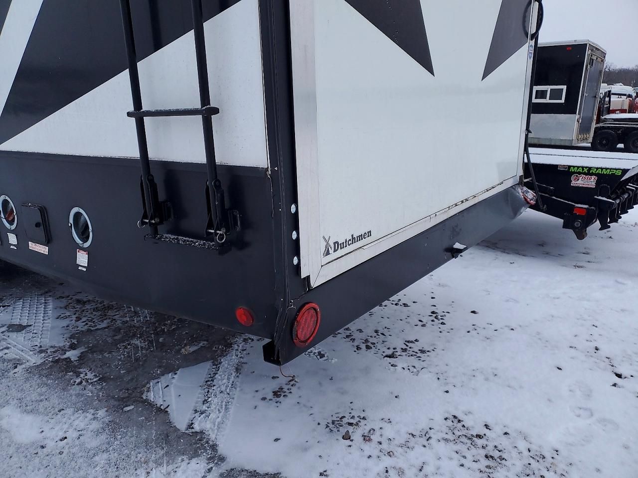 2021 Keystone 2021 Dutchman Voltage