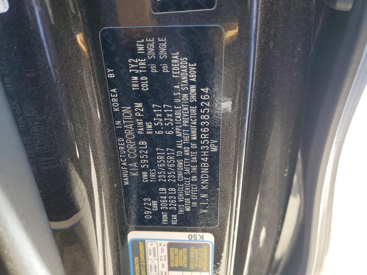 2024 KIA Carnival lx
