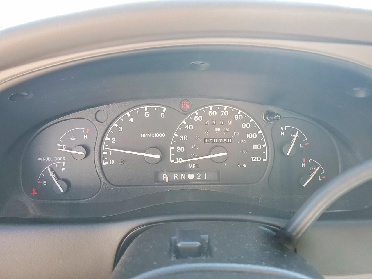 2000 Ford Explorer xls