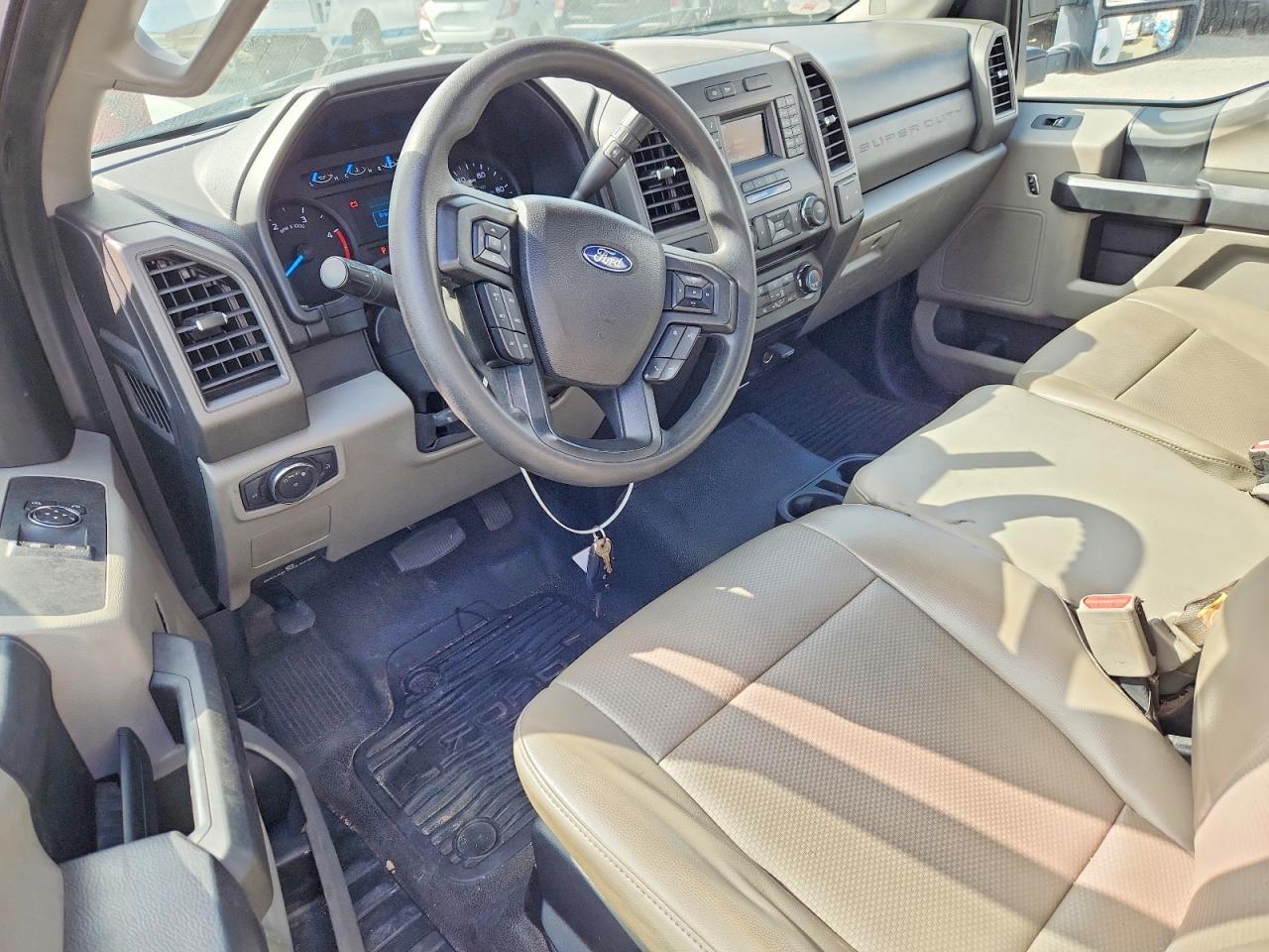 2017 Ford F450 Super Duty Utility / Service Truck