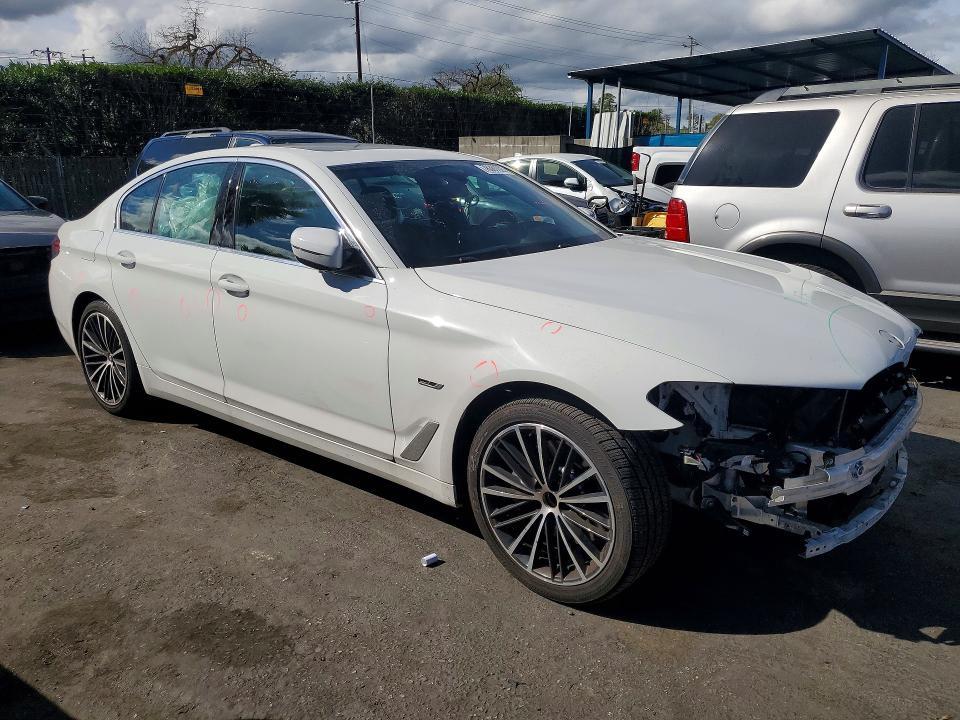 2022 BMW 530e