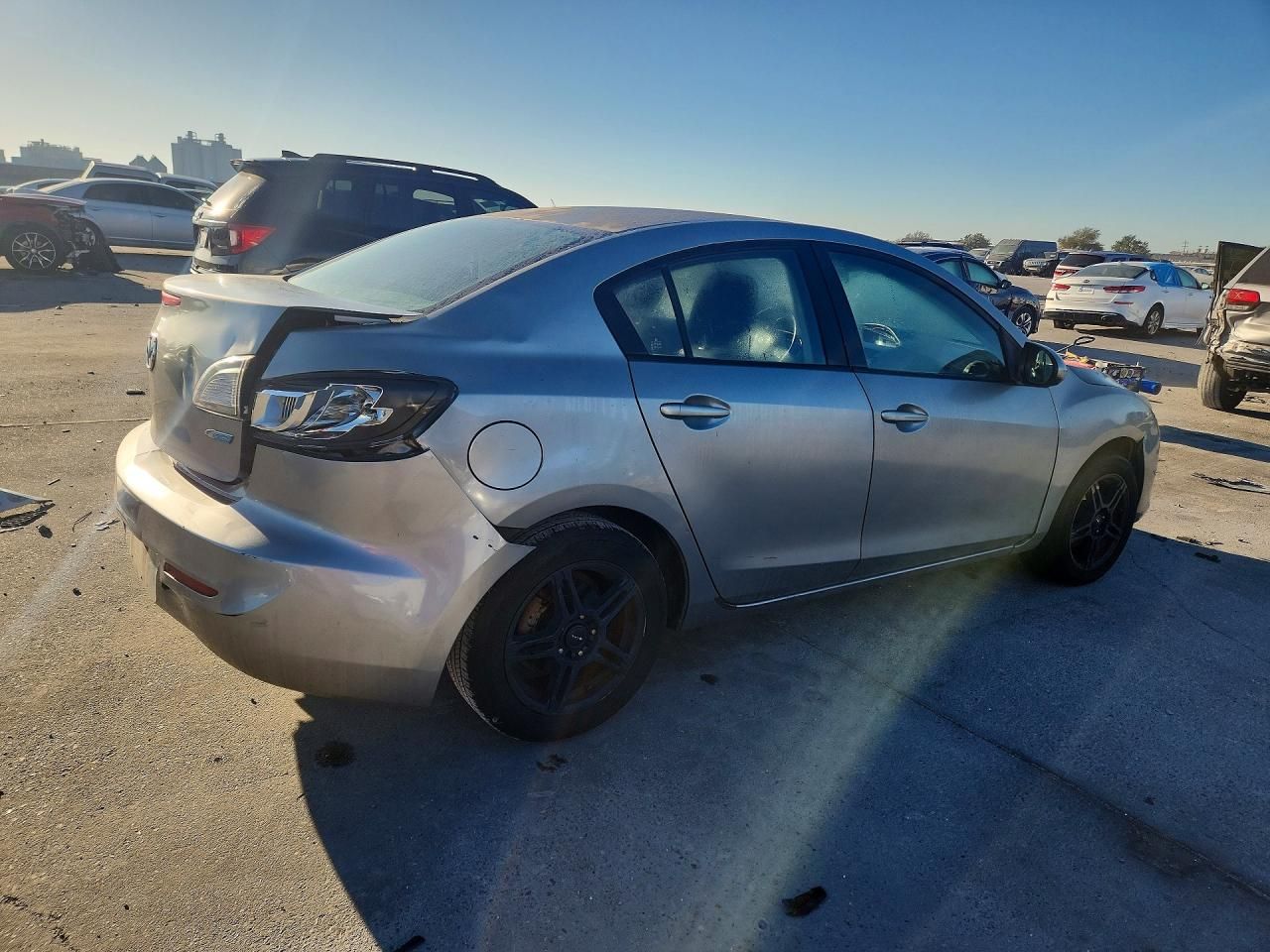 2013 Mazda 3 I