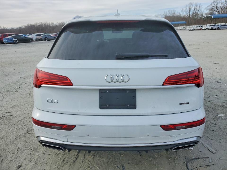2022 Audi Q5 Premium Plus 45