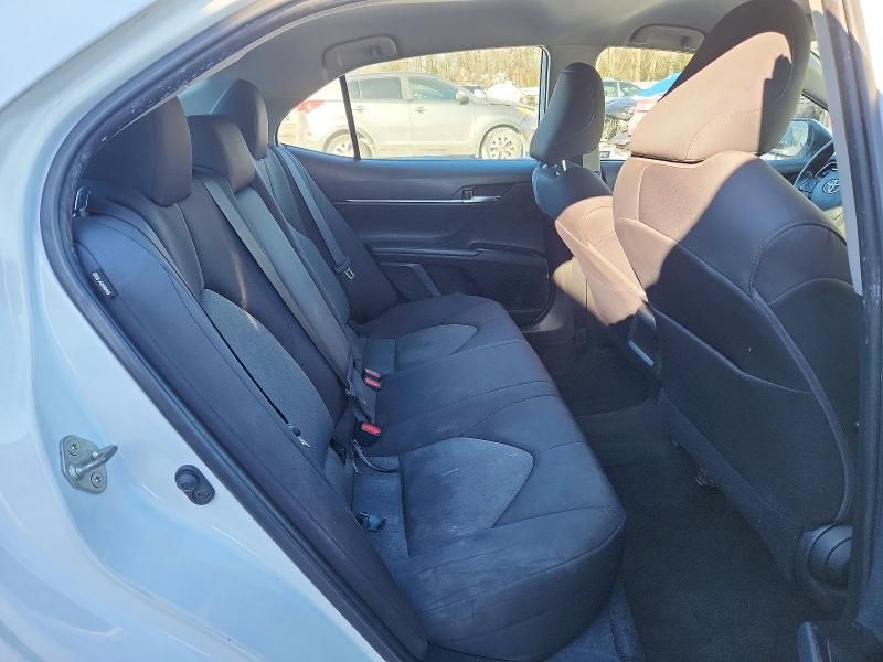 2020 Toyota Camry le