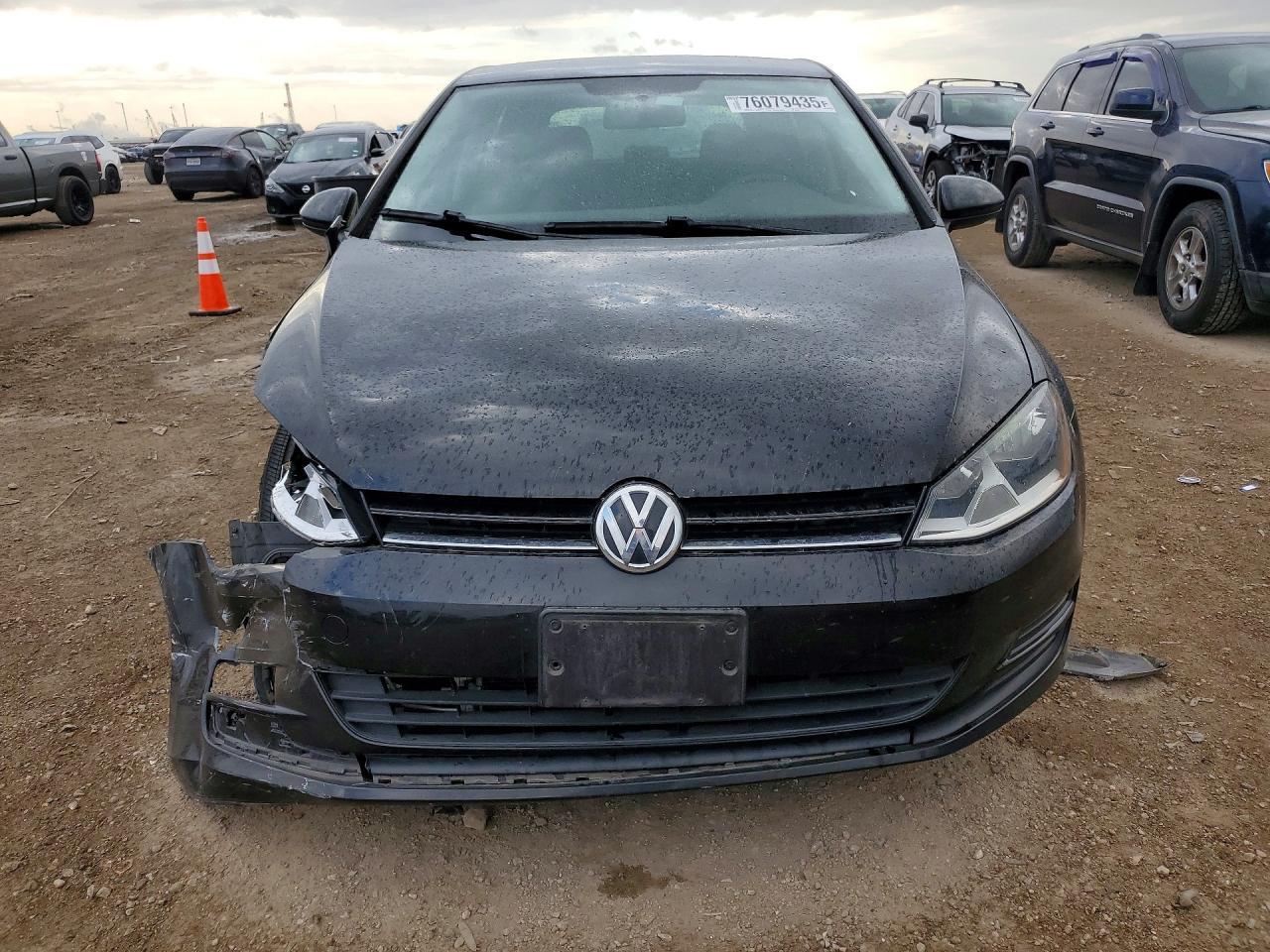 2017 Volkswagen Golf s