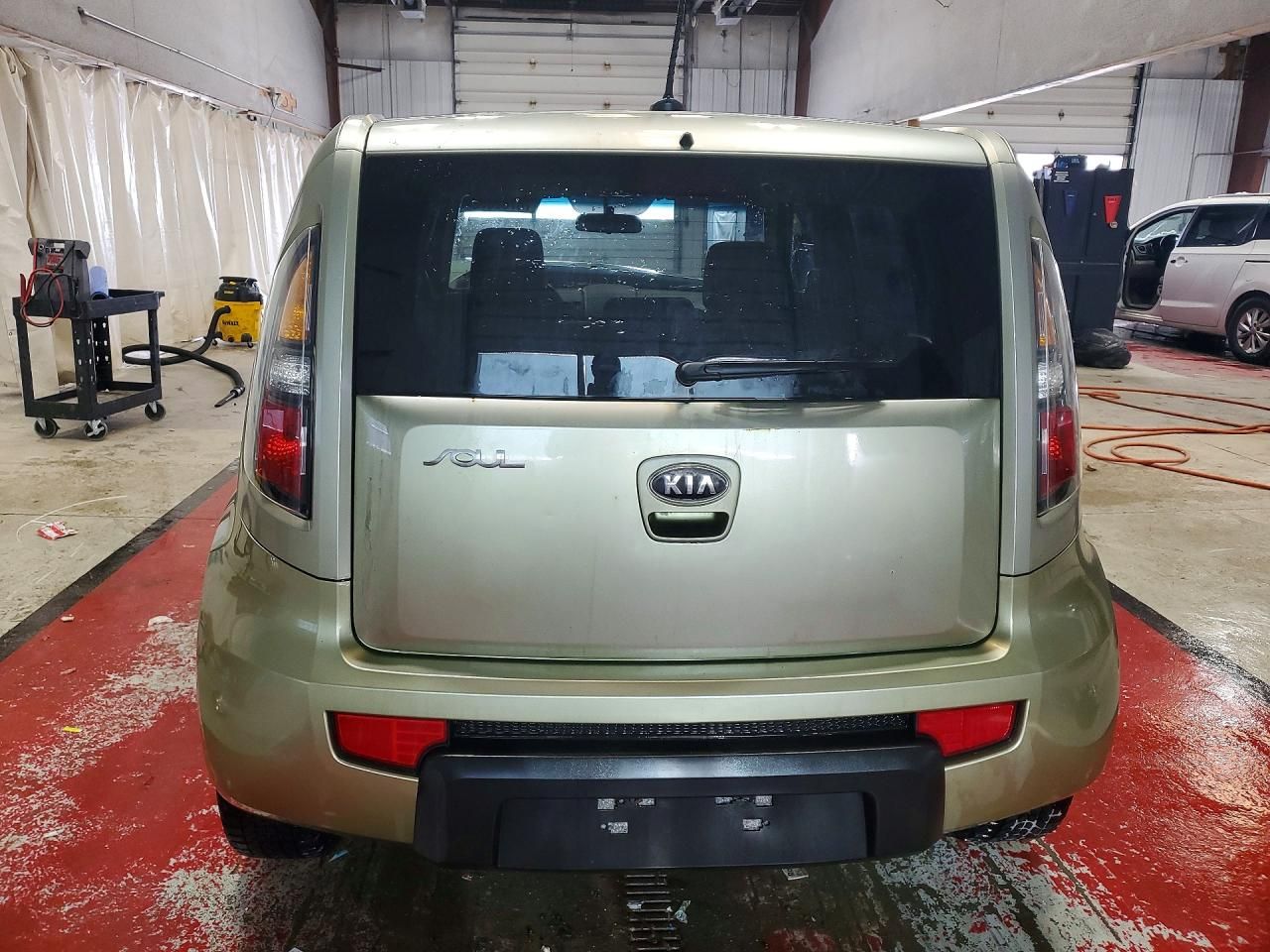 2010 KIA Soul +