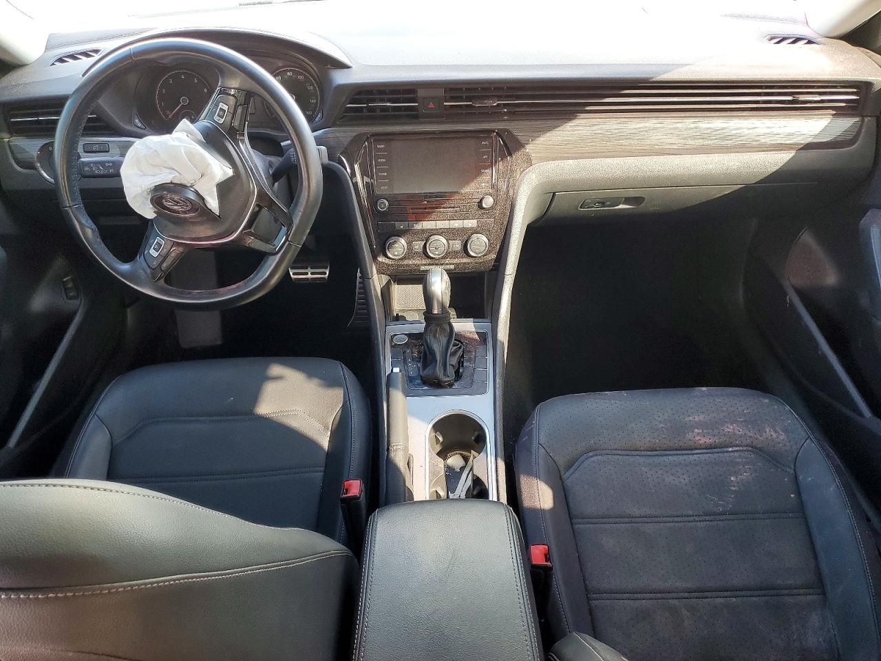 2020 Volkswagen Passat R-line