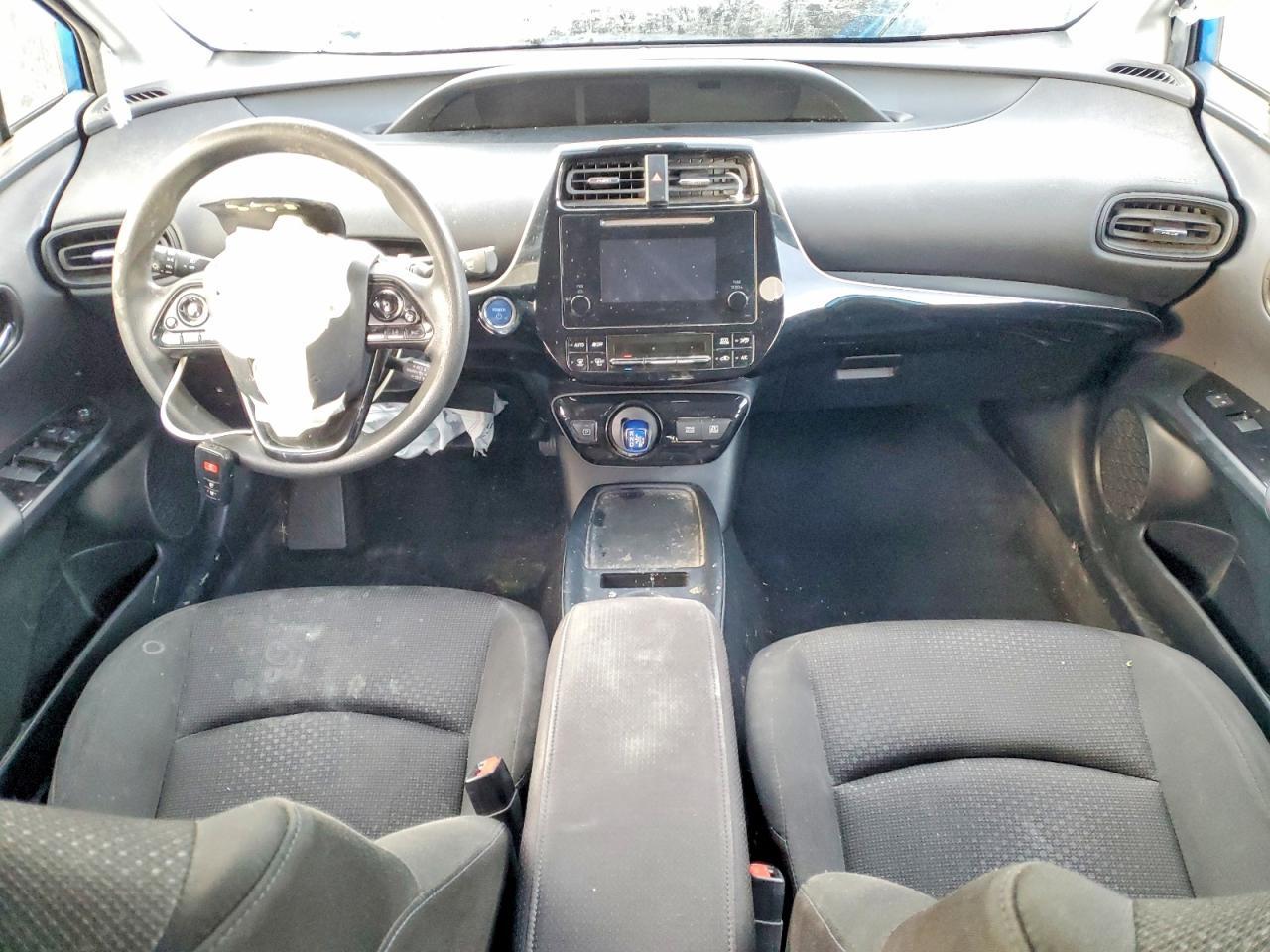 2019 Toyota Prius le Awd-e