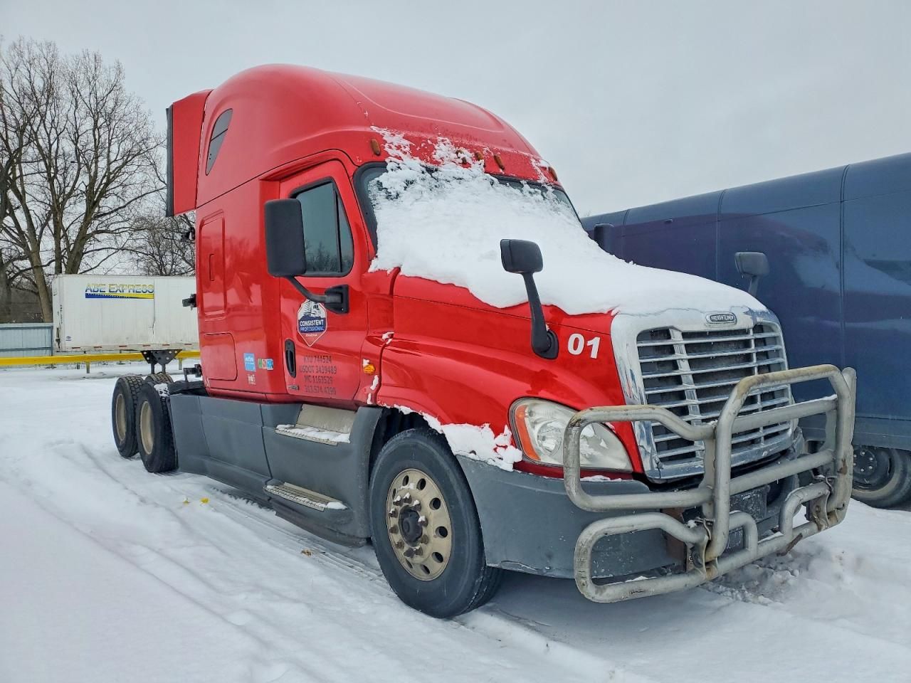 2017 Freightliner Cascadia 125 Semi Truck