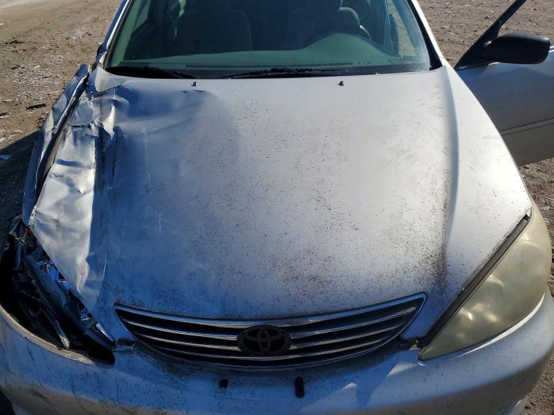 2006 Toyota Camry le