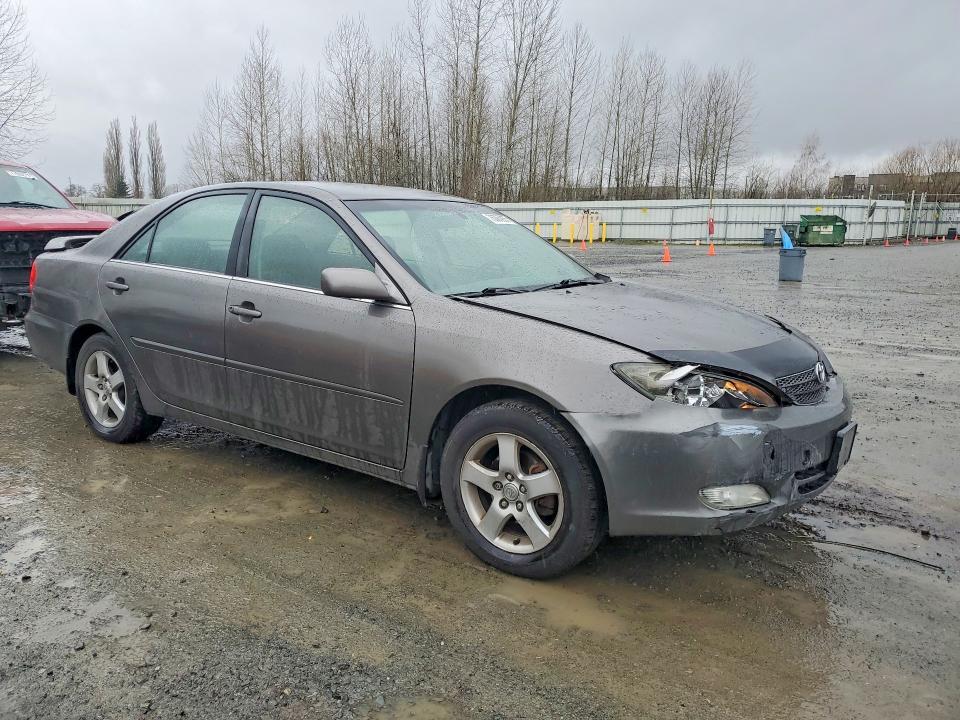 2003 Toyota Camry le