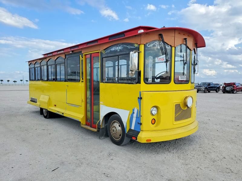 2016 Ford Trolly