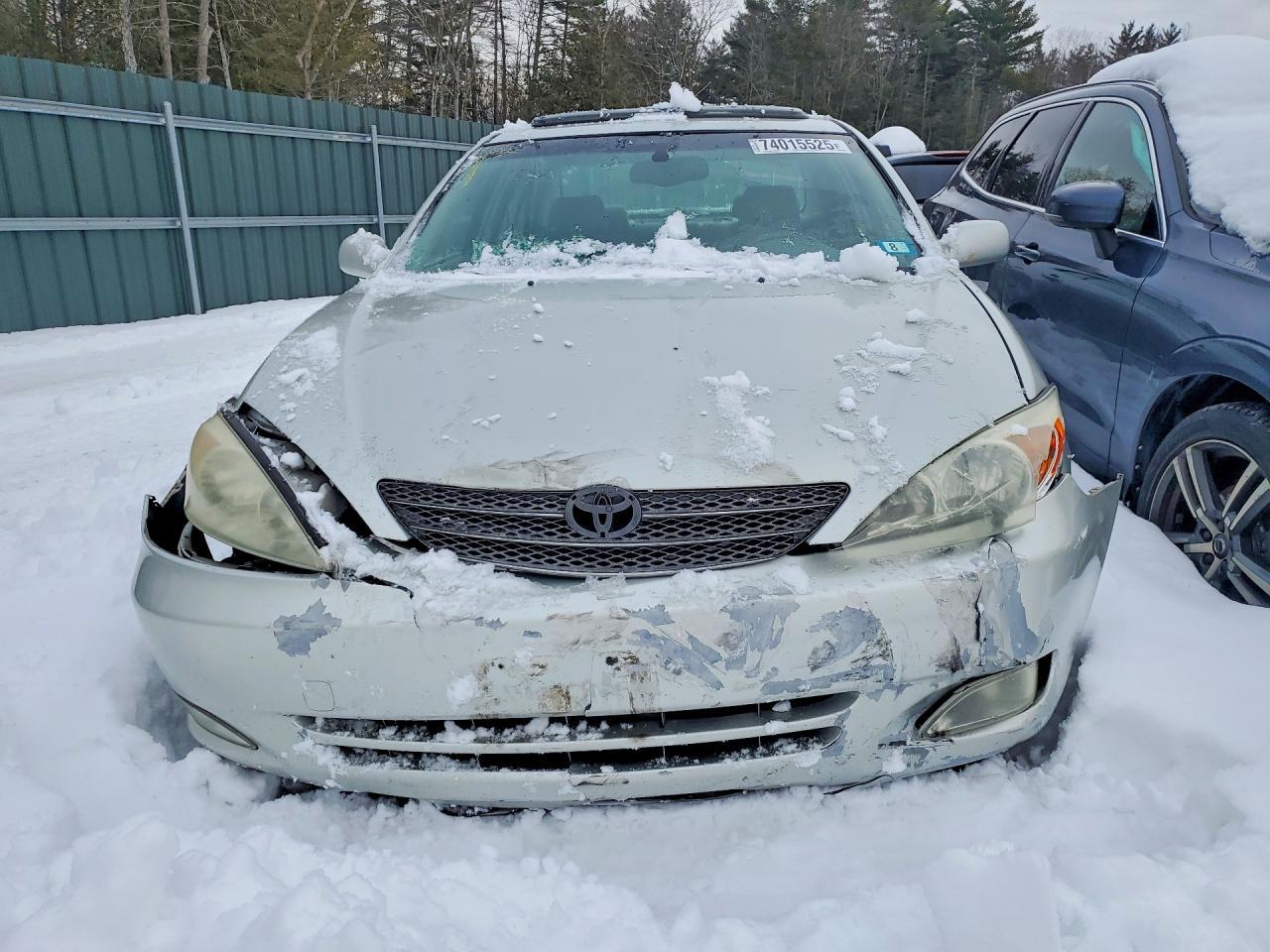 2003 Toyota Camry le