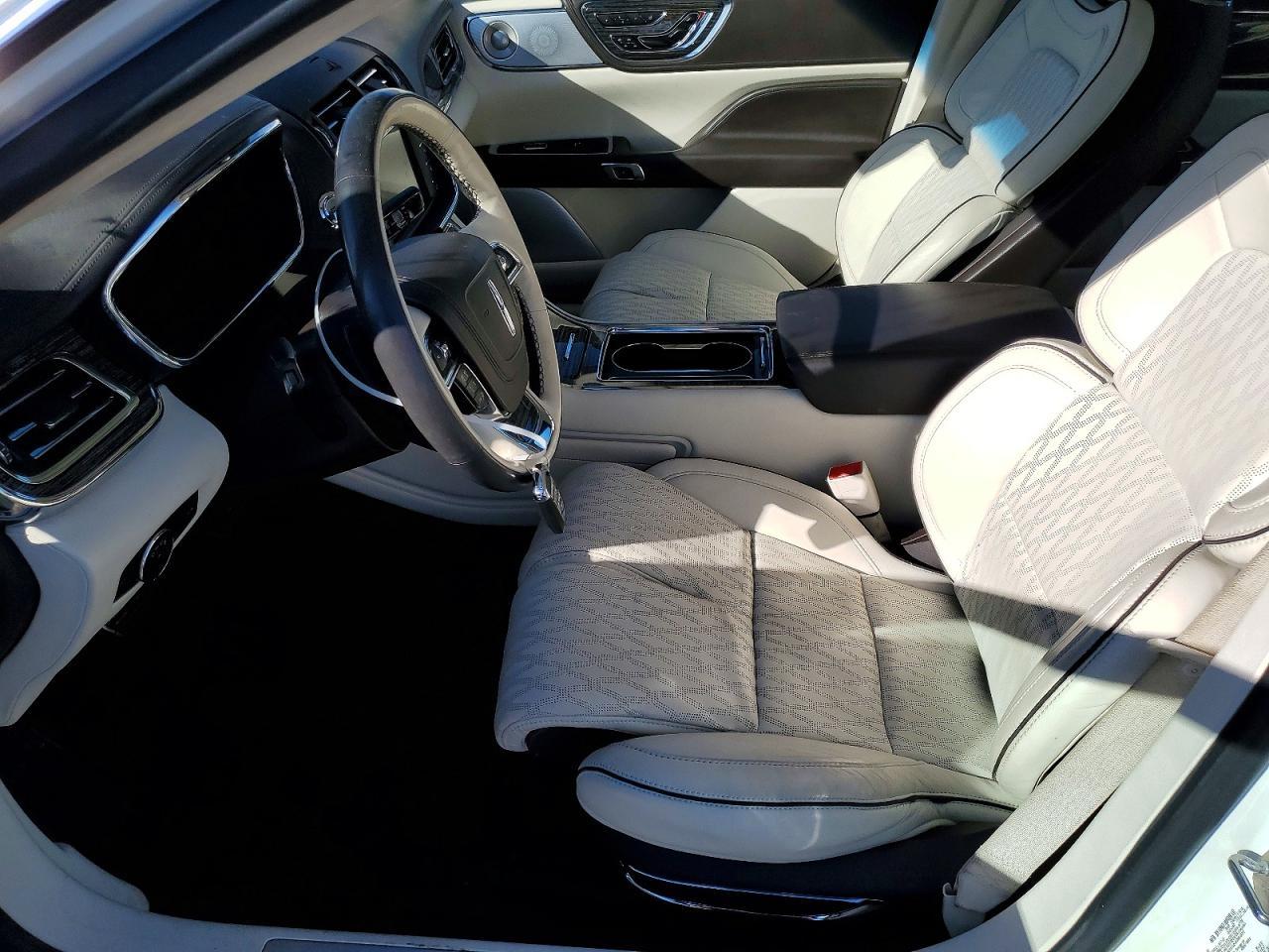 2020 Lincoln Continental Black Label
