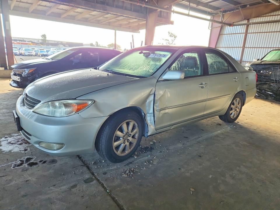 2003 Toyota Camry le