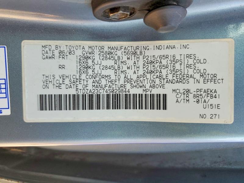 2004 Toyota Sienna le 7 Passenger