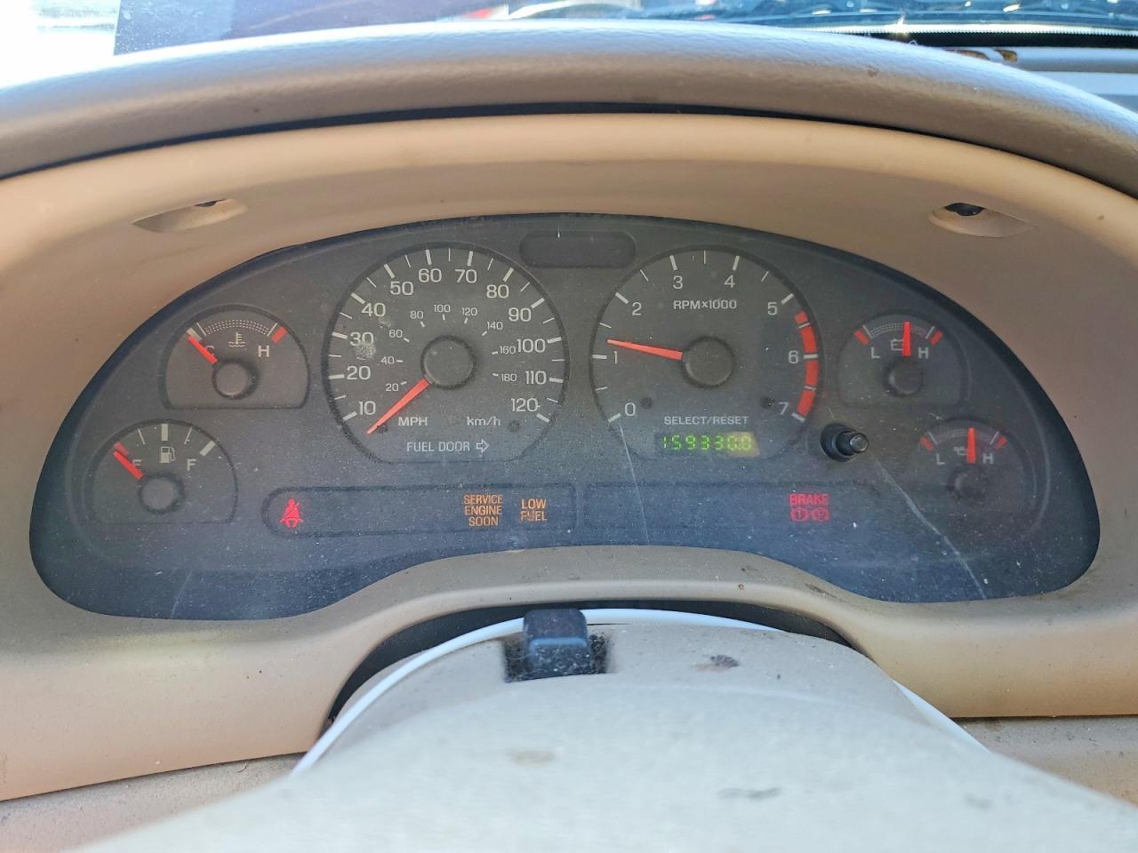 2004 Ford Mustang