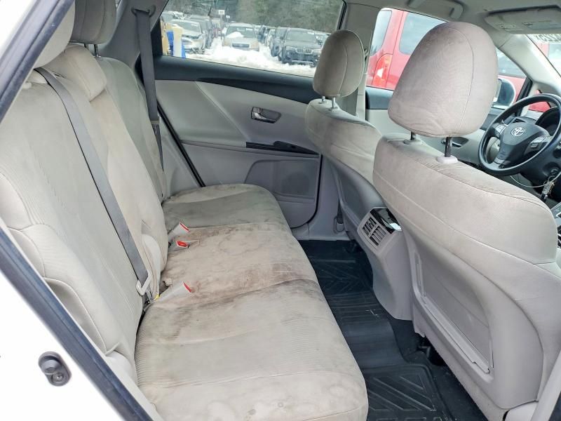 2012 Toyota Venza le