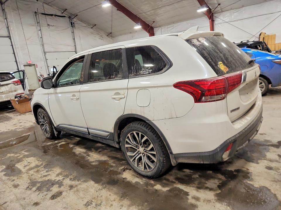 2017 Mitsubishi Outlander es