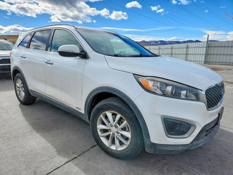 2016 KIA Sorento lx
