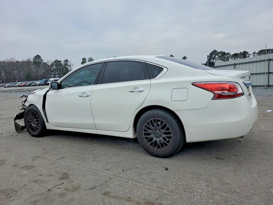 2015 Niss Altima 2.5 s