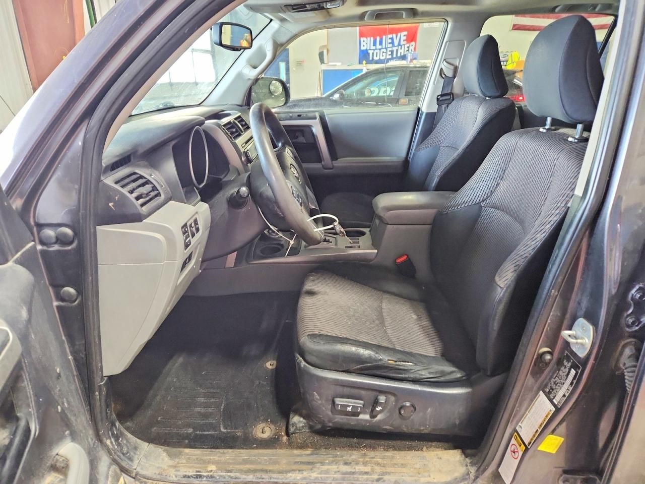 2013 Toyota 4runner SR5