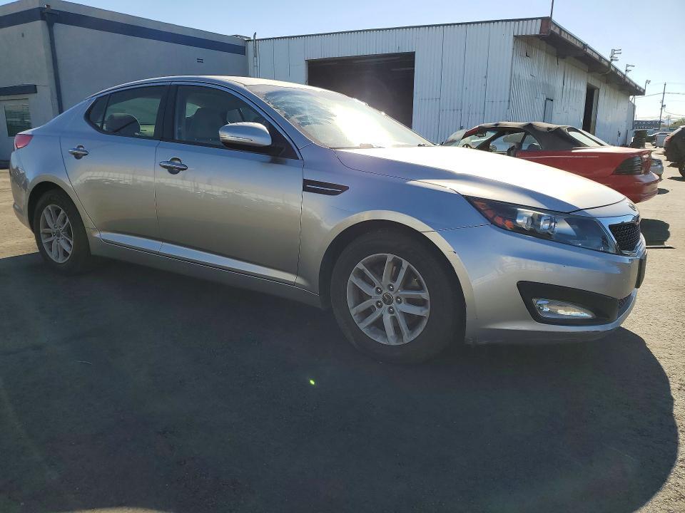 2013 KIA Optima lx