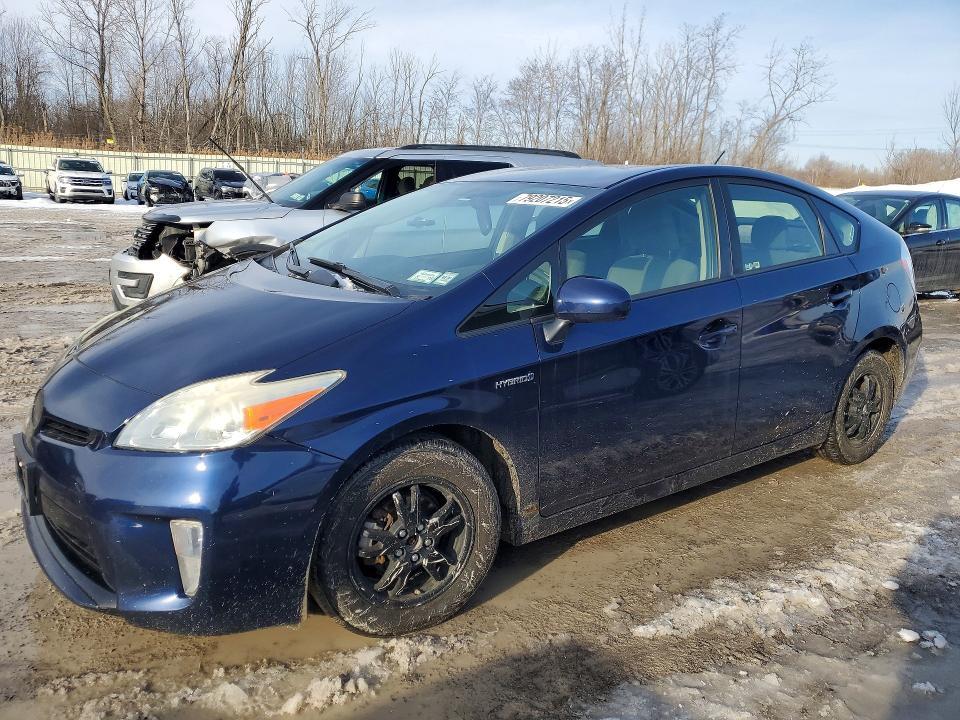 2014 Toyota Prius two