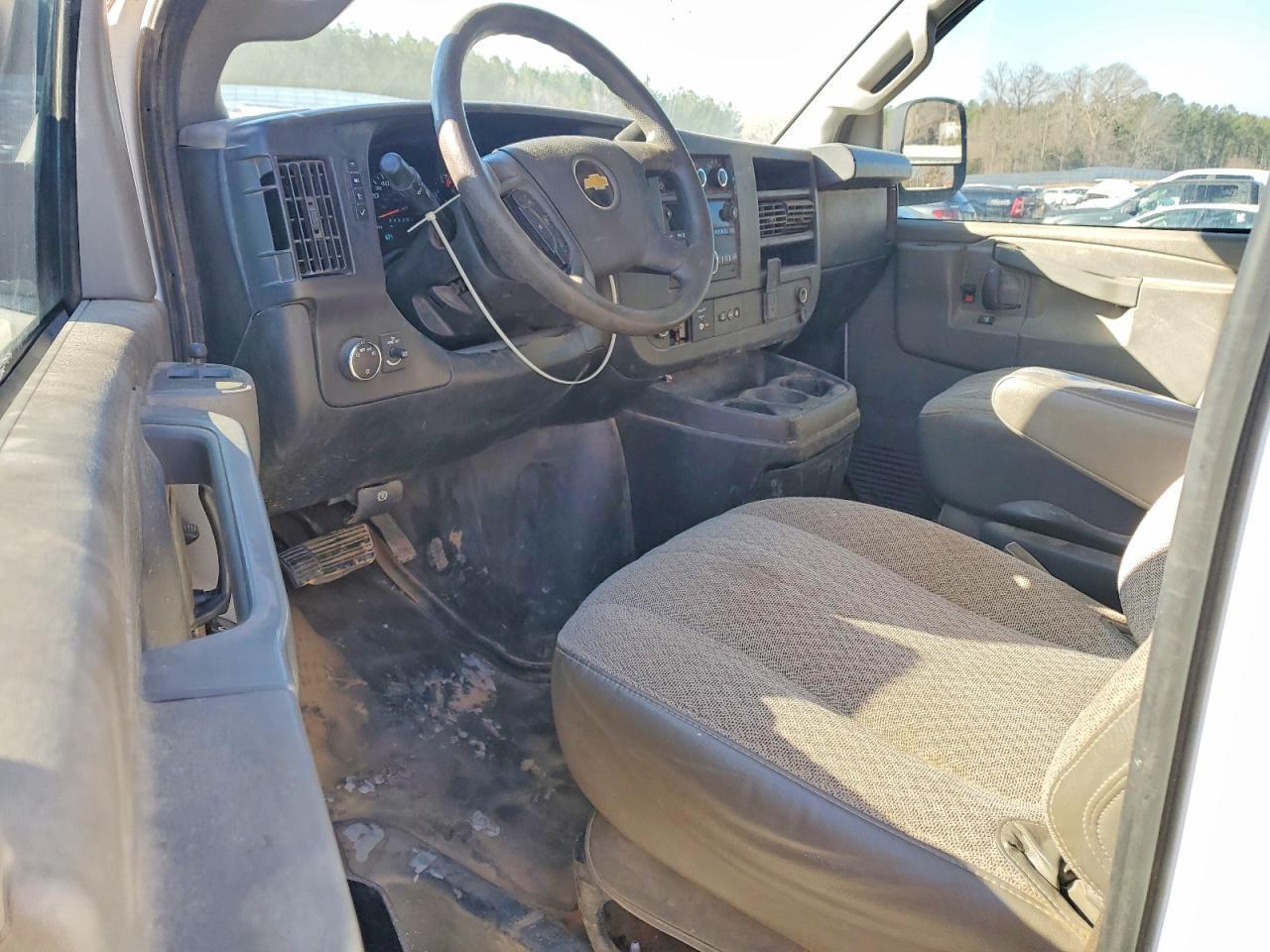 2019 Chevrolet Express G2500 Utility / Service Van