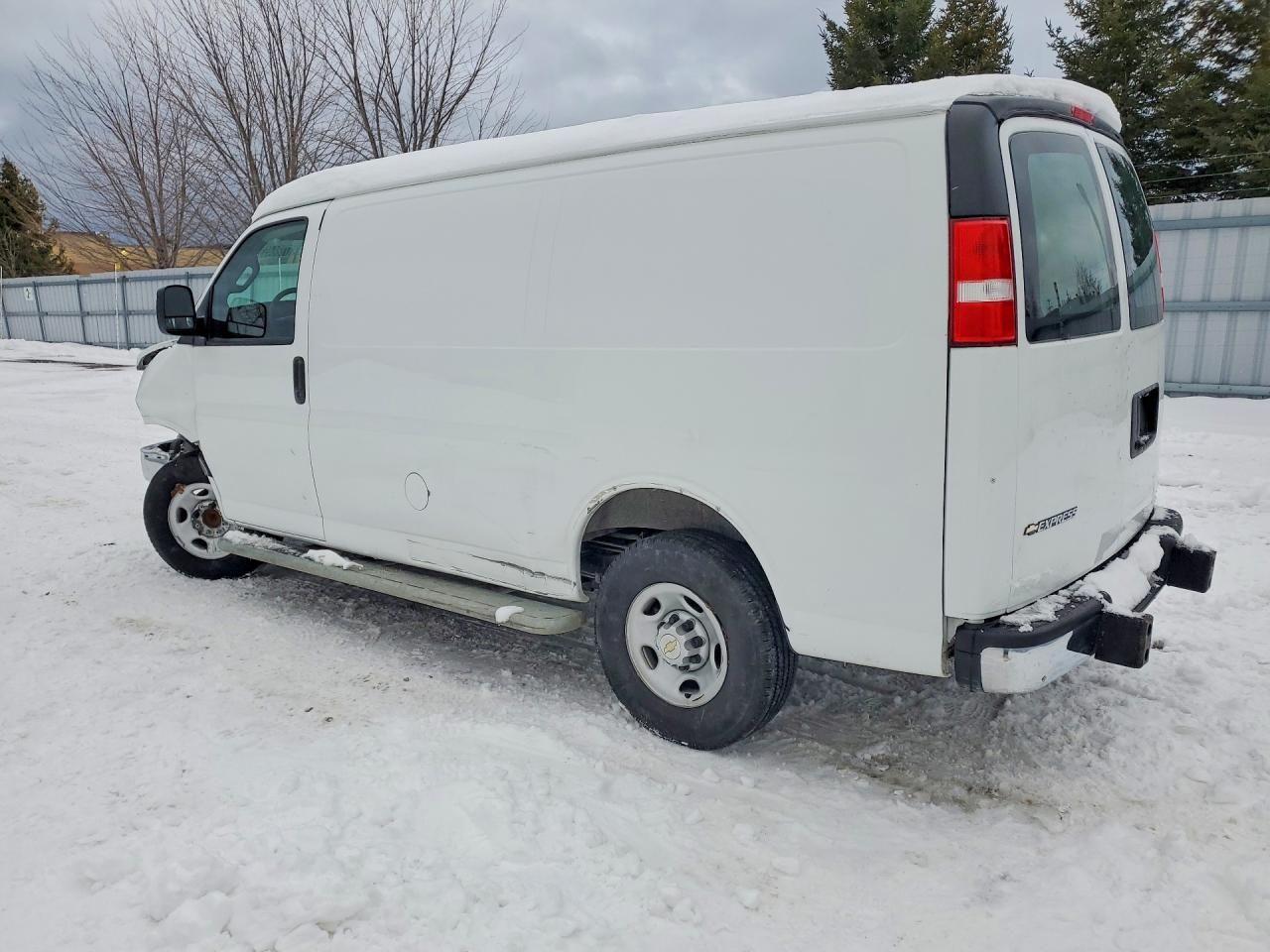 2024 Chevrolet Express G2500