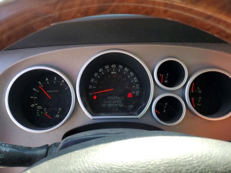 2010 Toyota Sequoia Platinum