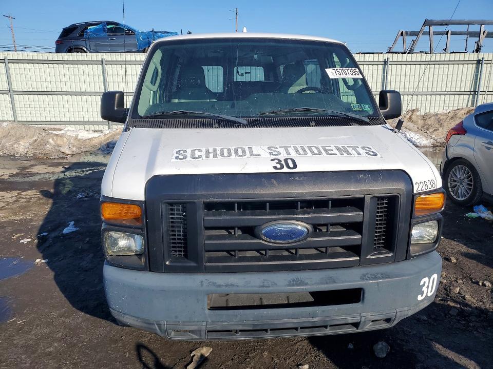 2012 Ford Econoline E250 van
