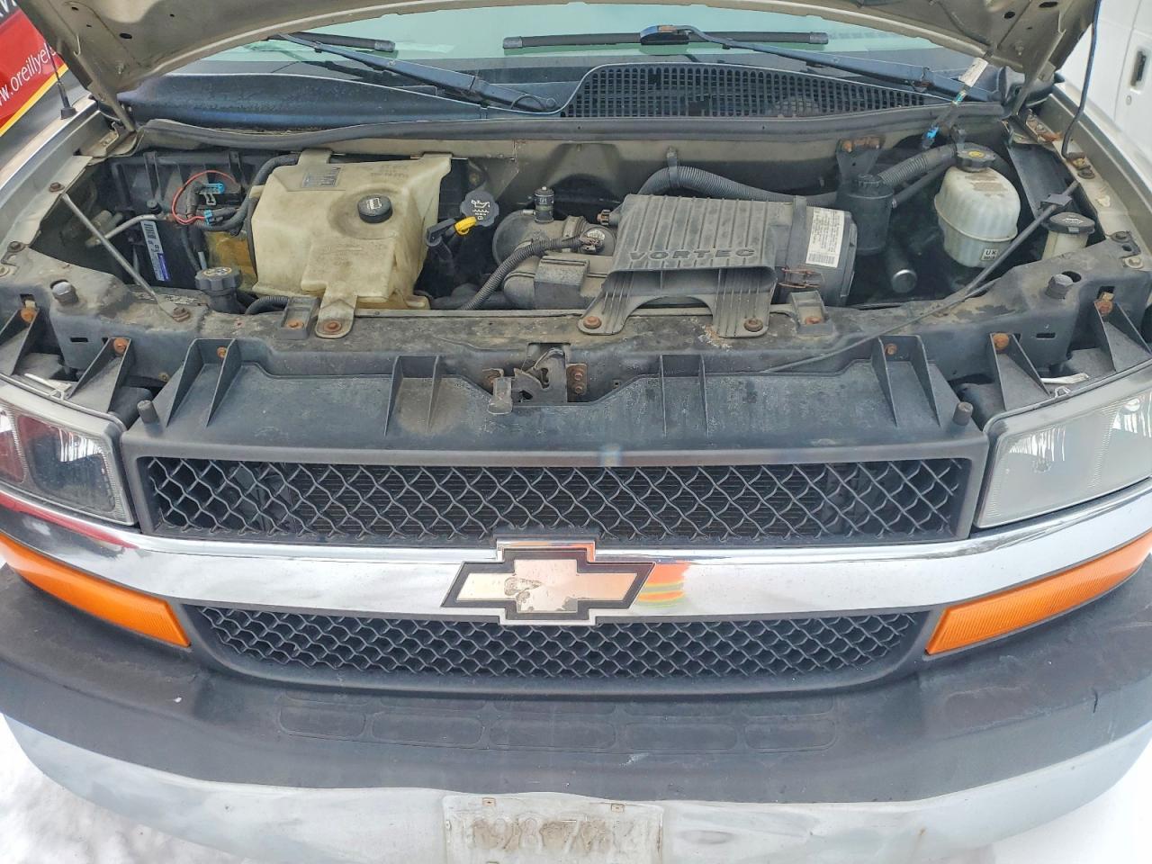 2004 Chevrolet Express G2500