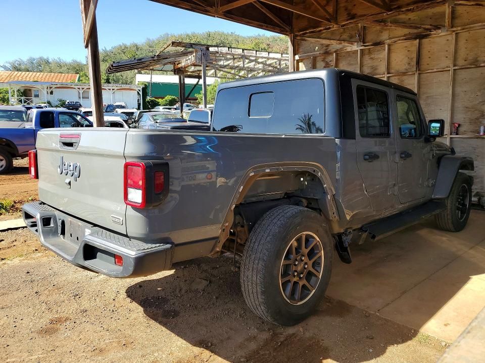 2023 Jeep Gladiator Overland