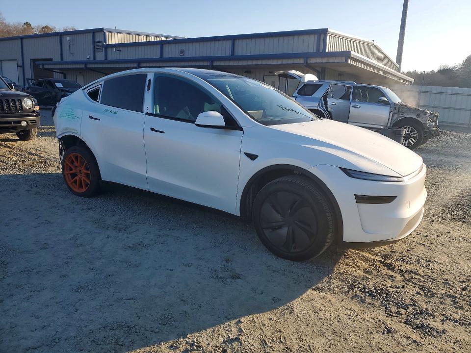 2026 Tesla Model y