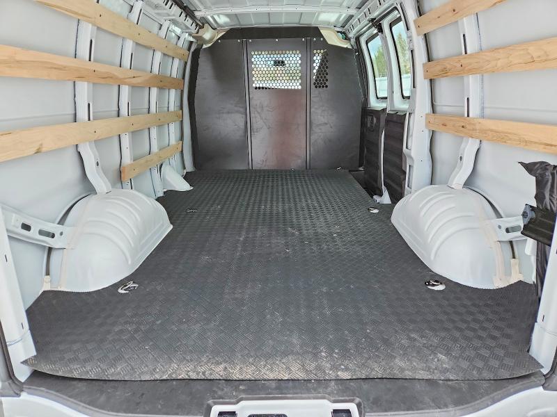 2025 GMC Savana G2500