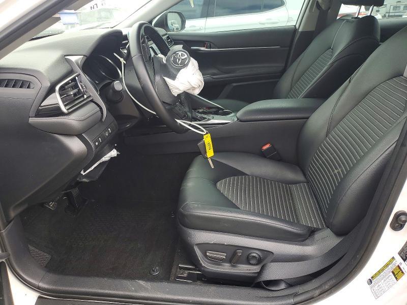 2019 Toyota Camry se