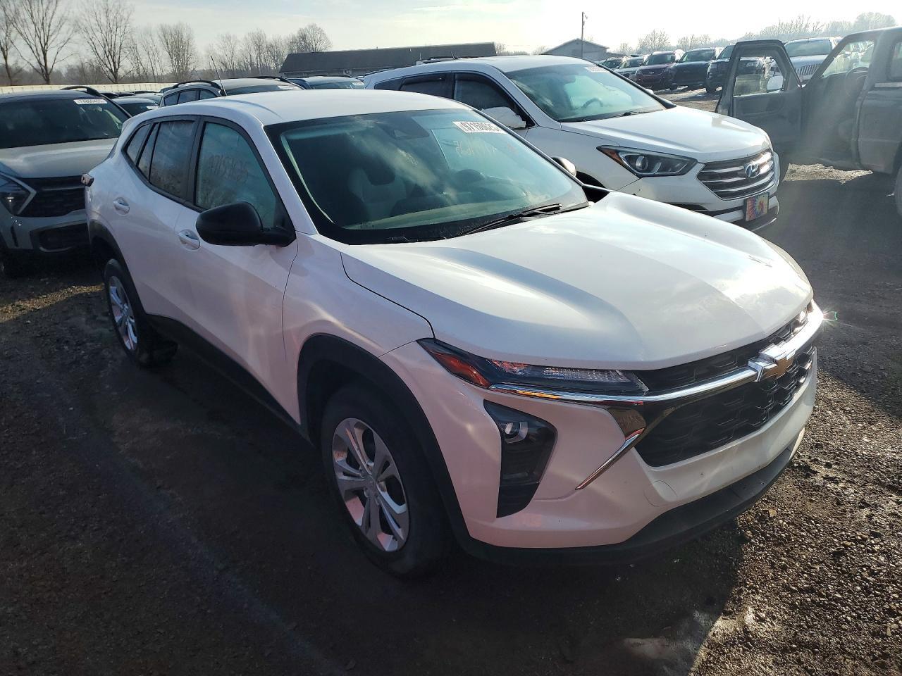 2025 Chevrolet Trax ls