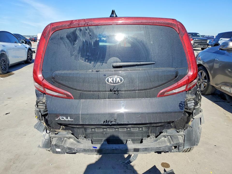 2021 KIA Soul lx